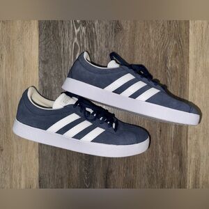 Adidas Women’s Sneakers. Blue & White. Size 9.5